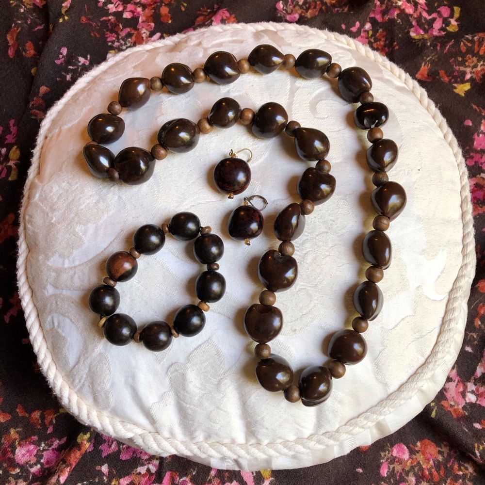 Kukui nut & wood necklace, bracelet & earrings EEC